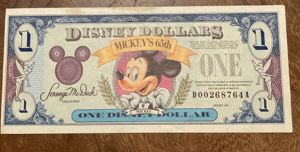 65周年記念ディズニーダラー